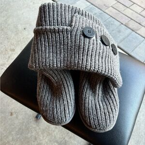 UGG classic cardy boots